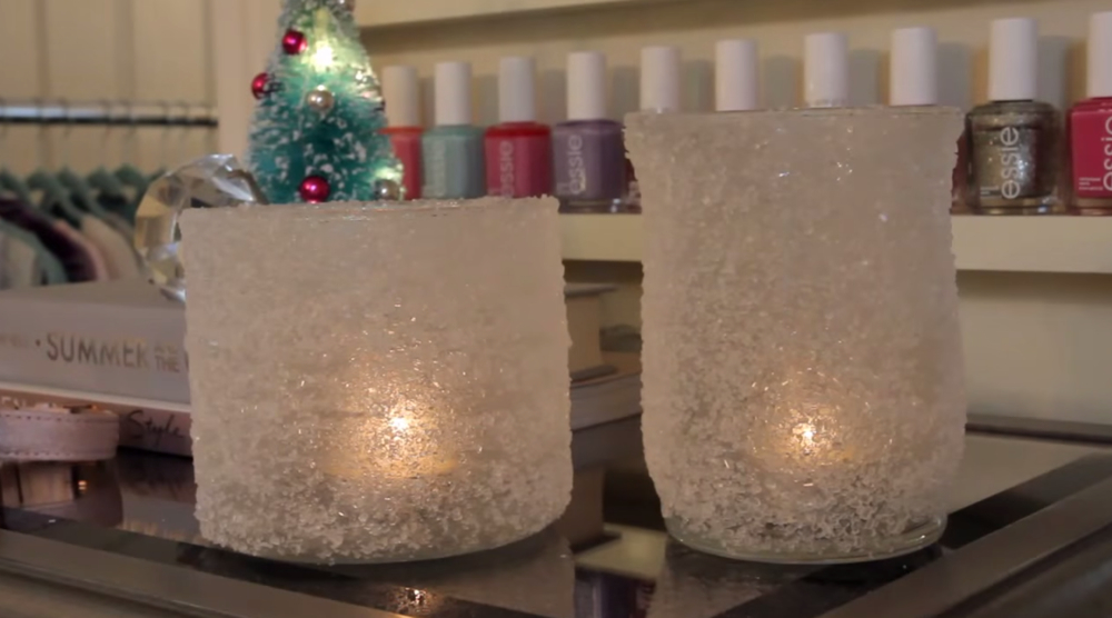 Two Easy DIY Ways to Make Frosted Christmas Candle Votives at Home