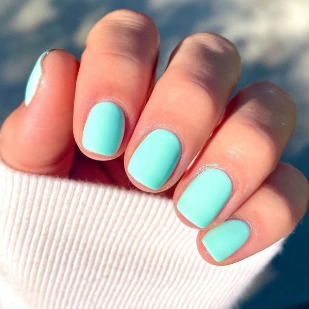 The Hottest Nail Polish Trends for Summer 2022