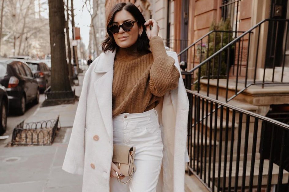 How do you wear white in the winter of 2022 in the fashionista way?