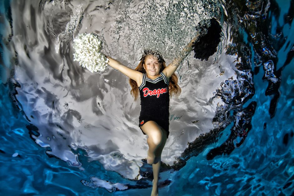 Breathtaking Photos of Children Underwater Taken by Adam Opris