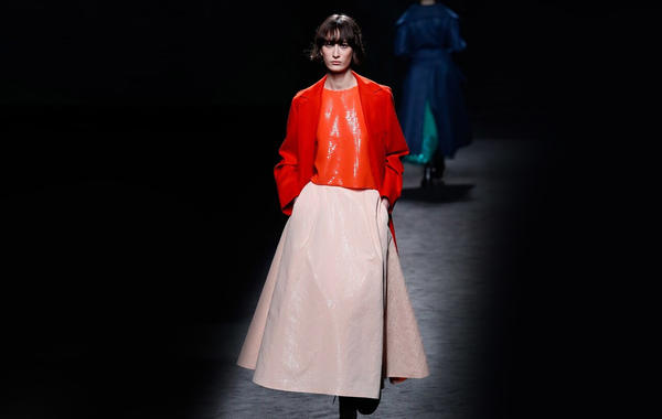 Models of Long Blouse Skirts for Fall 2022