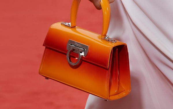 Vibrant and Bold: Discover the Hottest Handbag Colors for Summer 2023