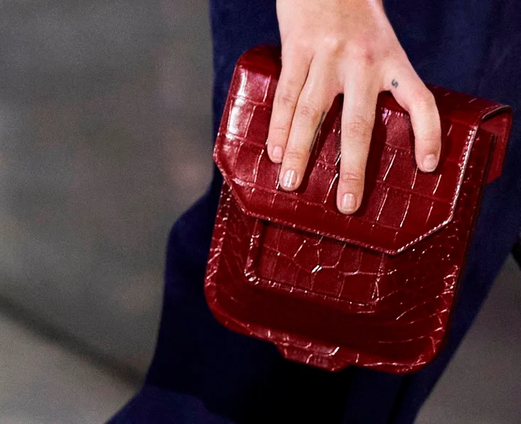 Fall Fashion: Captivating Clutch Bags to Elevate Your Style